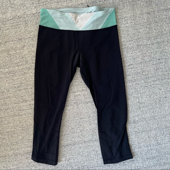 Lululemon leggings - size 8 - Picture 2 of 7